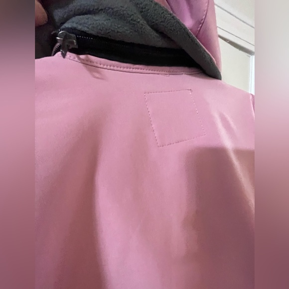 North Face Summit Series - Windstopper & Rain Jacket in Light Pink - Picture 3 of 10